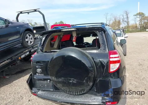 2012 Toyota Rav4 z USA, uszkodzony, nr VIN JTMBF4DV9CD044225